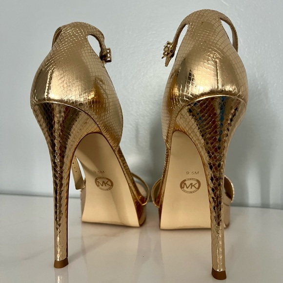 MICHAEL KORS JORDYN PLATFORM HEELS 9.5 👑 - Picture 10 of 11
